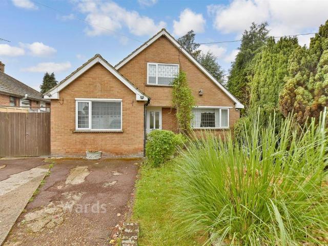 House for sale in Oad Street, Kent