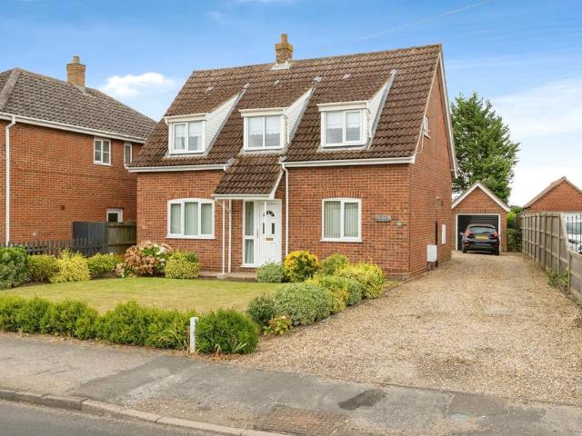 House for sale in East Tuddenham, Norfolk