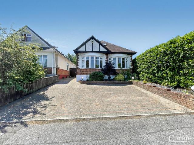 House for sale in Kinson, Bournemouth
