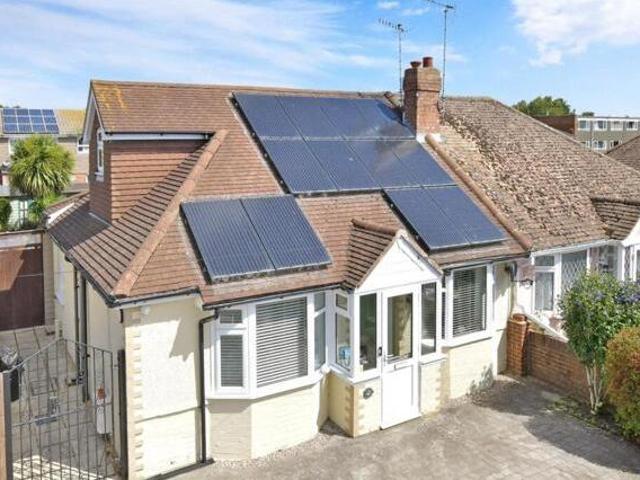 House for sale in Wick, Clapham