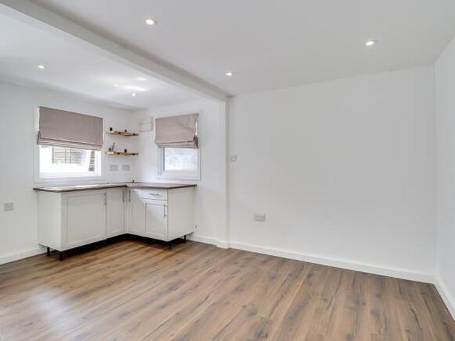 Cottage for sale in Alton Barnes, Essex