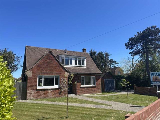 Cottage for sale in Binstead, Ryde