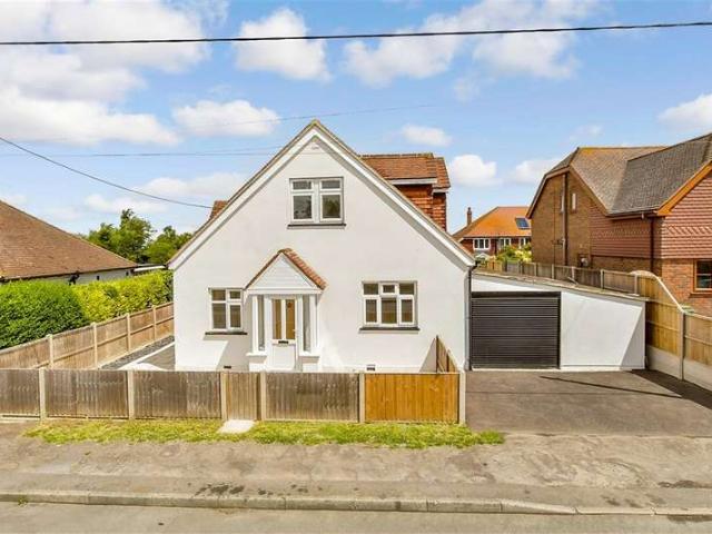 Cottage for sale in Minster-on-Sea, Oad Street