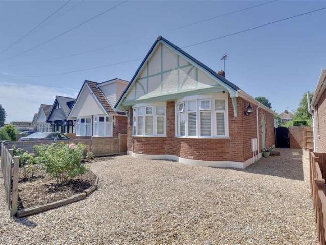 Cottage for sale in Drayton, City Of Portsmouth