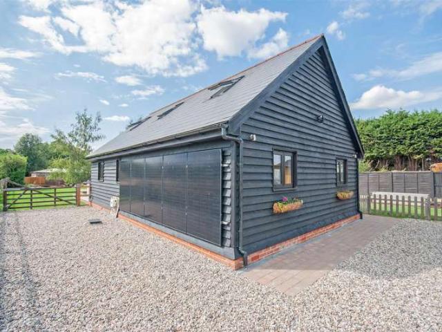 Cottage for sale in Russell Green, Chelmsford