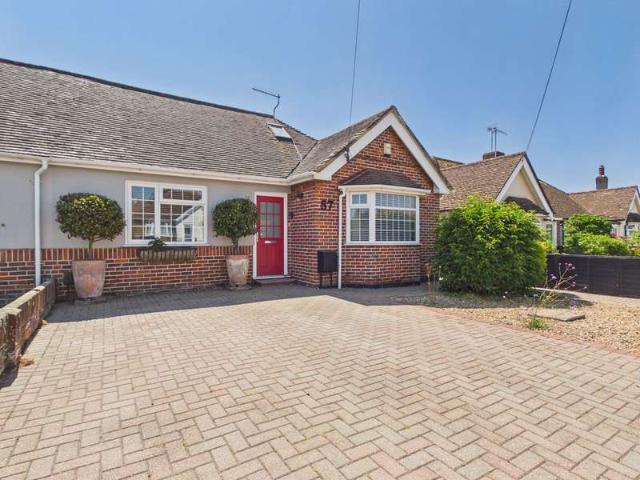 Cottage for sale in Worthing, West Sussex