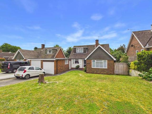 Cottage for sale in Worthing, West Sussex