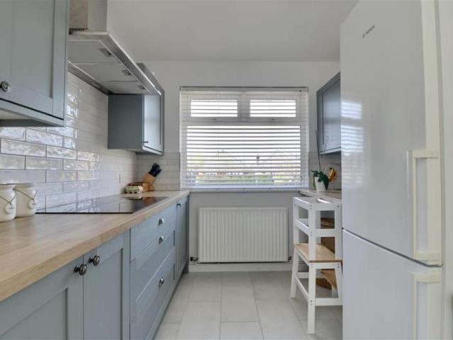 Cottage for sale in Spring Vale, Hampshire