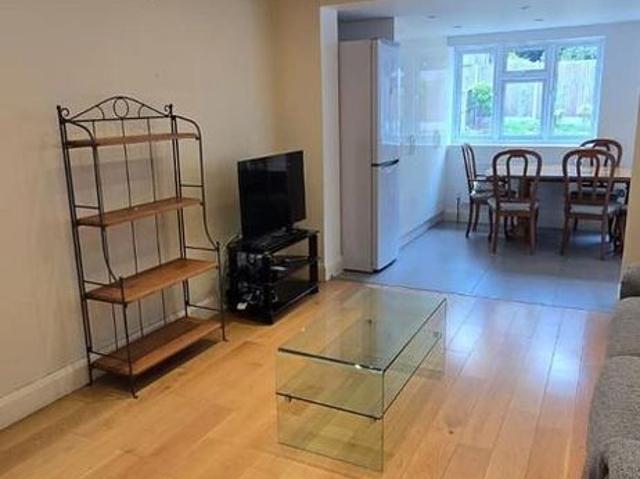 House for rent in London Borough of Barnet, Greater London