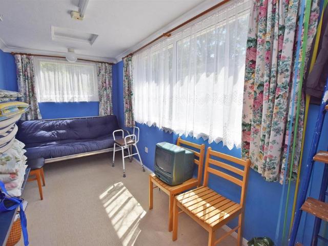 House for rent in Rainham, Greater London