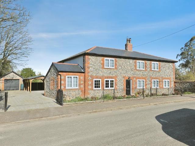 House for sale in East Tuddenham, Norfolk