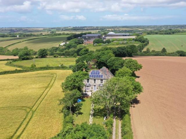 House for sale in Polladras, Breage