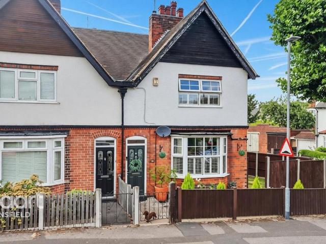House for sale in Berry Hill, Potters Corner