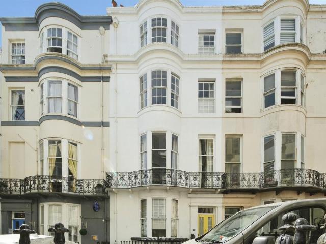 House for sale in Kemptown, Brighton & Hove