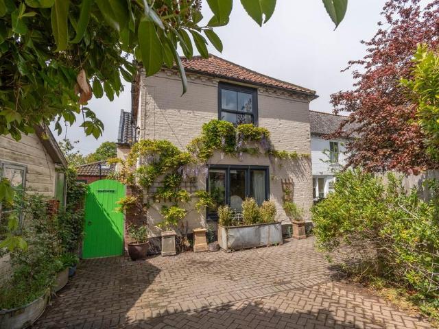 House for sale in Comers, Norfolk