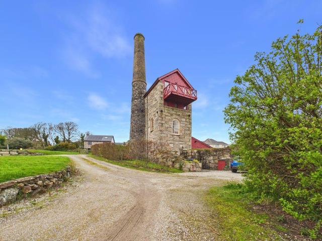 House for sale in Scorrier, Cornwall