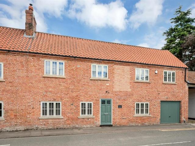 House for sale in Barton In Fabis, East Midlands