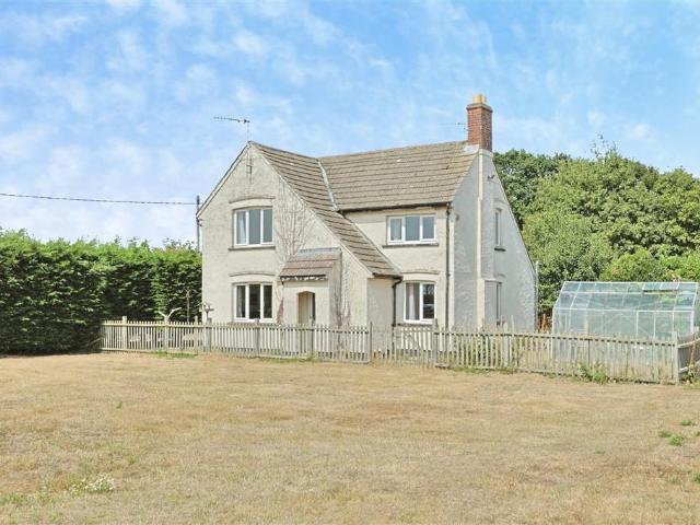 House for sale in Panxworth, Crostwick