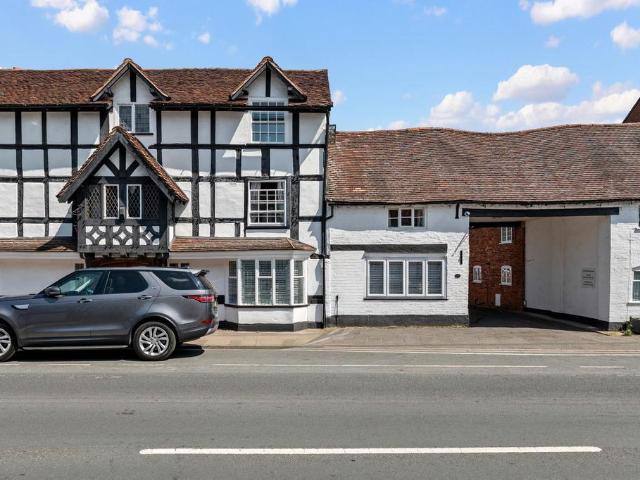 House for sale in Alderminster, Warwickshire