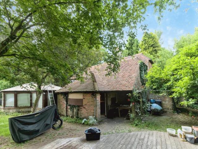 House for sale in Heathlands, East Sussex