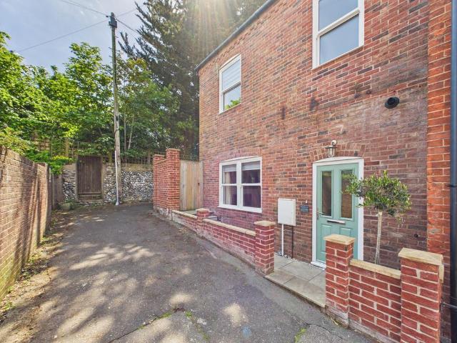 House for sale in Comers, Norfolk