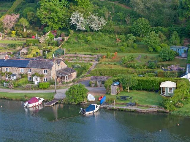 House for sale in St. Winnow, Lerryn