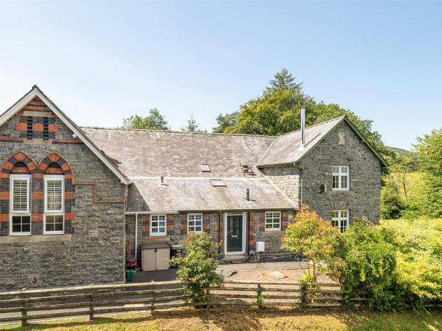 House for sale in Llanwrtyd Wells