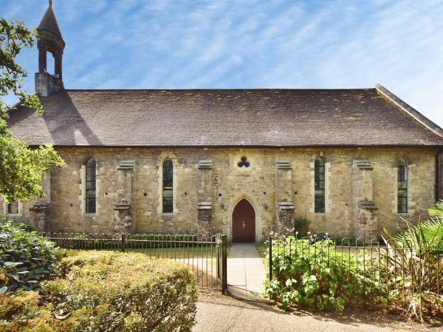 House for sale in Midway, Kent