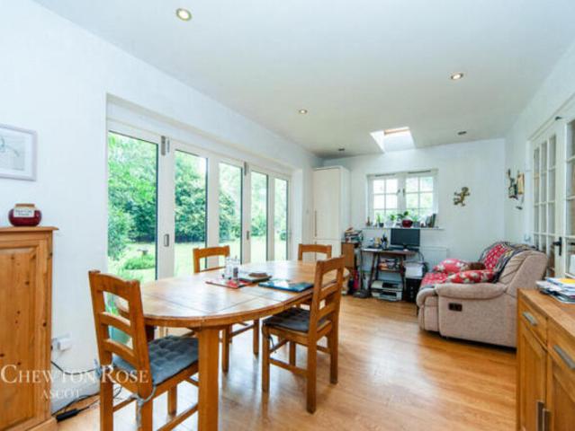 House for sale in Wexham, George Green