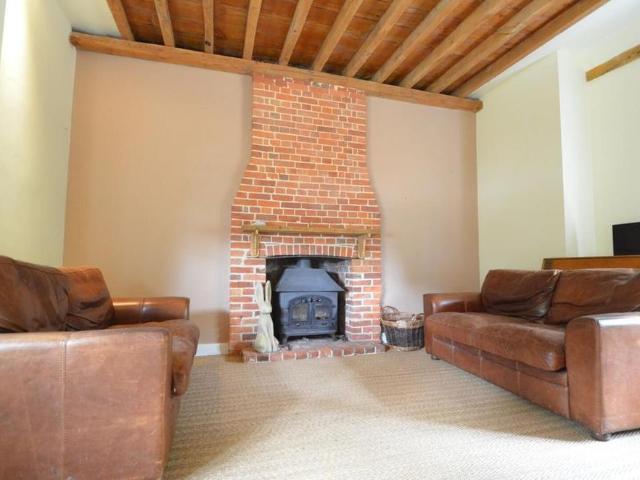 House for rent in Littlecote, West Sussex