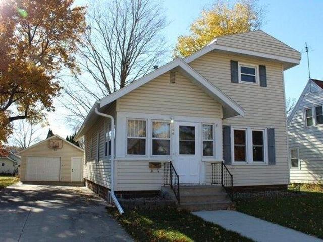 House for sale in Charles City, Iowa