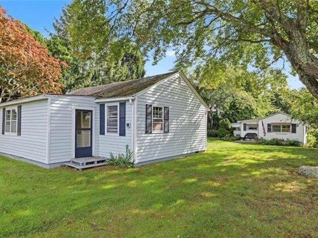 House for sale in Charlestown Beach, Charlestown
