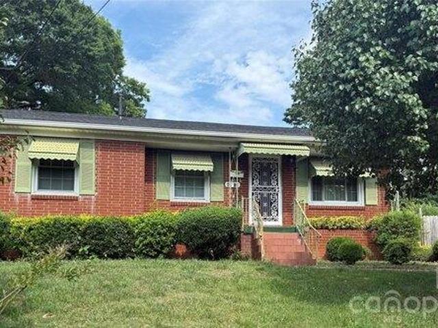 House for sale in Mecklenburg, North Carolina