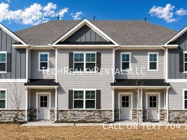 Townhouse for rent in Hickory Grove, Charlotte
