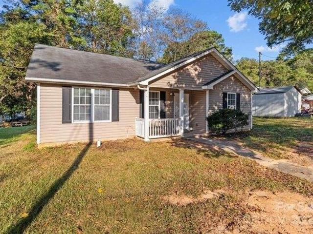 House for sale in Mecklenburg, North Carolina