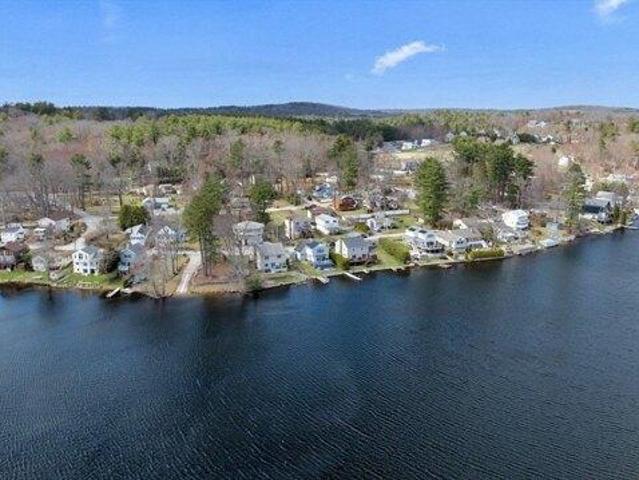 House for sale in Charlton, Massachusetts
