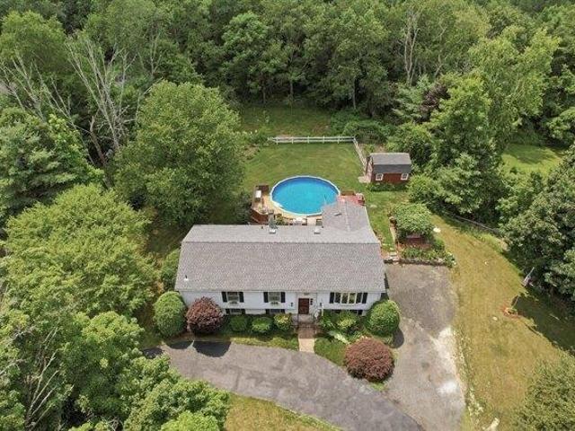 House for sale in Charlton, Massachusetts
