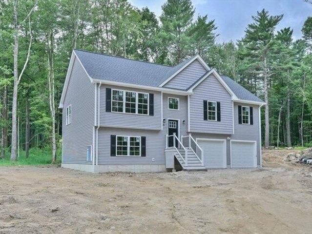House for sale in Charlton, Massachusetts