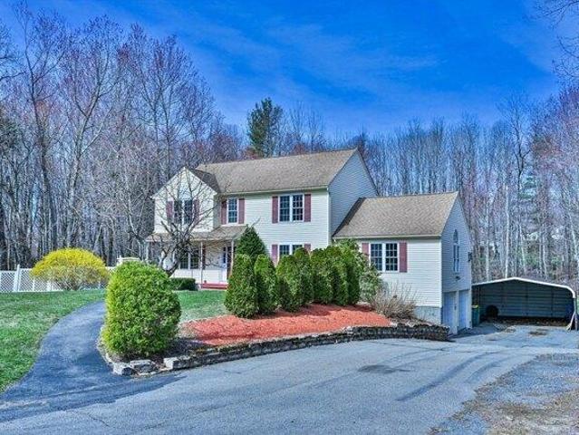 House for sale in Charlton, Massachusetts