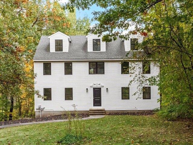 House for sale in Charlton, Worcester County