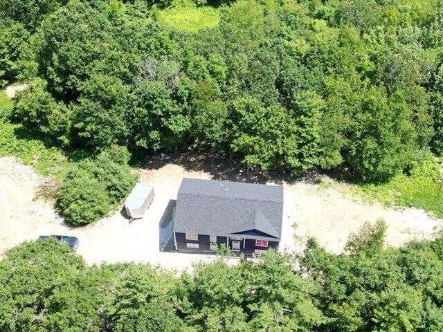 House for sale in Charlton