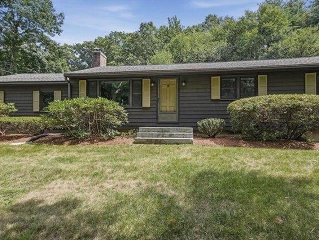 House for sale in Chelmsford, Middlesex County