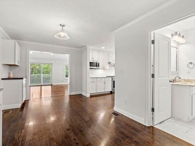 Condo for sale in Chelmsford, Middlesex County