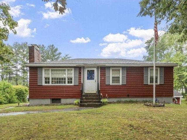 House for sale in Chelmsford, Massachusetts