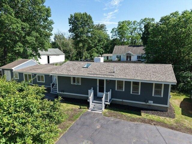 House for sale in Chelmsford, Massachusetts