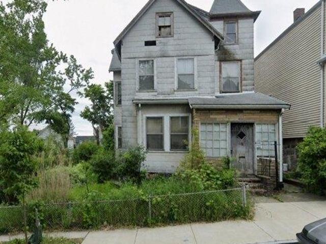 House for sale in Chelsea, Massachusetts