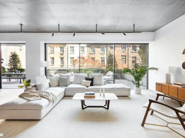 Apartment for sale in Chelsea