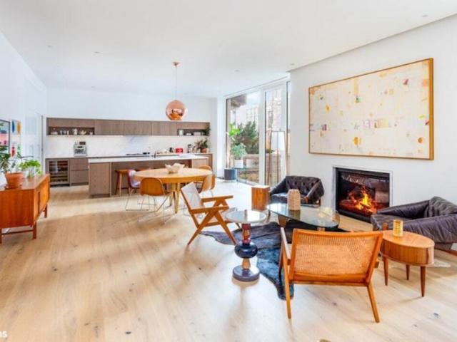 Apartment for sale in Chelsea