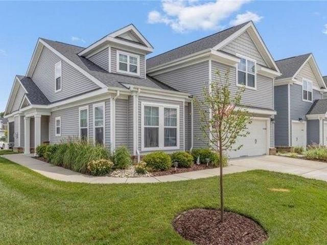 Condo for sale in Chesapeake
