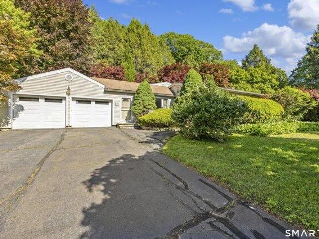 House for sale in Cheshire, Connecticut